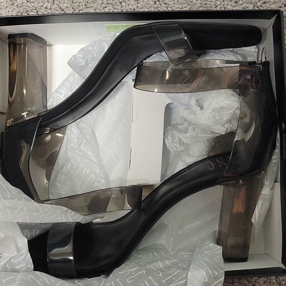 INC high heeled sandals in the color "black fume" - Picture 5 of 5